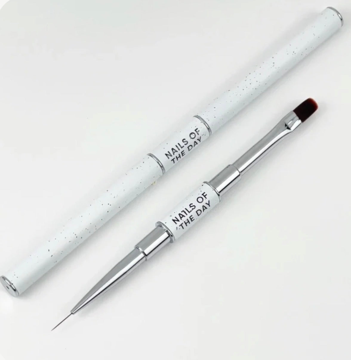 NOTD Professional brush 2 in 1: linear + oval - 11 mm